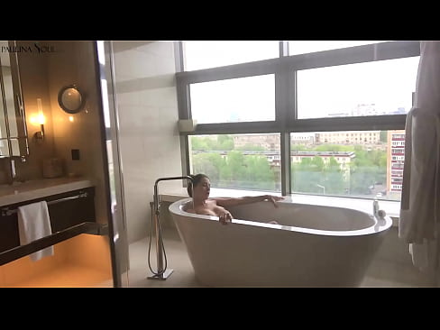❤️ Tremenda nena masturbando apasionadamente su coño en el baño ☑ Video de sexo de calidad en es.it-com.top ❌️